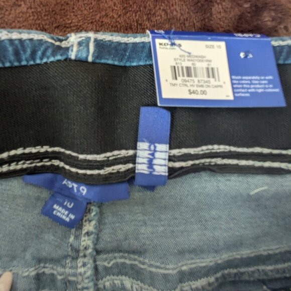 Apt. 9 Mid Rise Tummy Control Capri Jean Size 10 - NWTApt. 9 - Picture 8 of 11